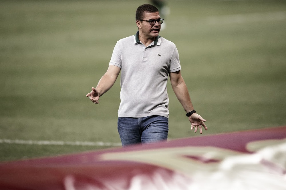 Umberto Louzer se consolida em clássicos pela Chapecoense ClicRDC