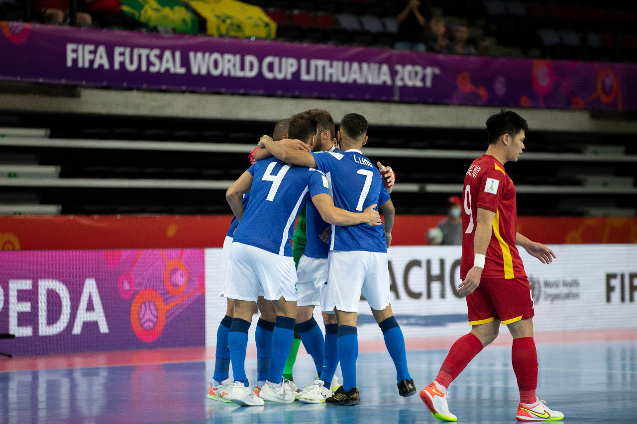 Jogador de futsal chapecoense é eleito o melhor do mundo - ClicRDC