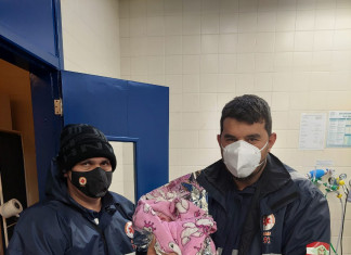 Equipe do Samu auxilia no nascimento de bebê no interior de Chapecó