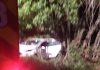 Condutora fica ferida após sair da pista e colidir em árvore no Oeste