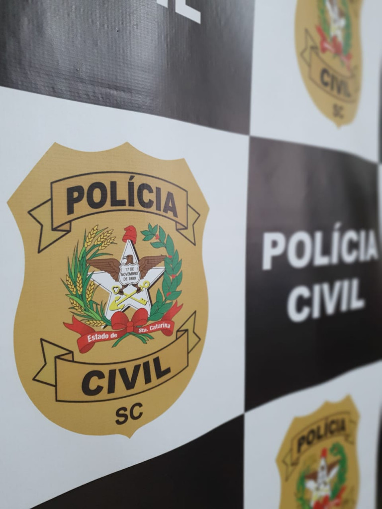 Homem vai à delegacia prestar depoimento e é preso no Oeste de Santa Catarina