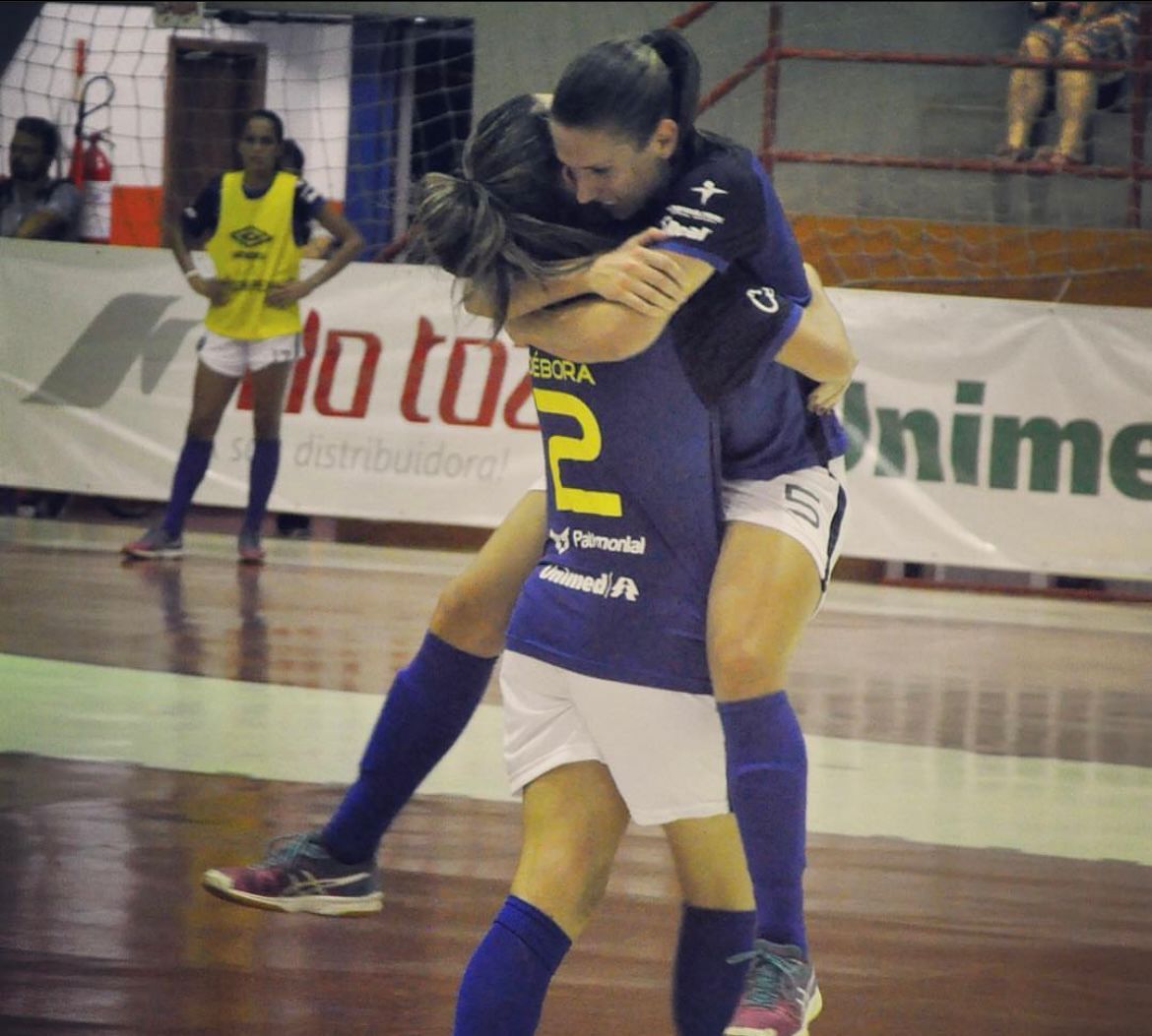 Jogador de futsal chapecoense é eleito o melhor do mundo - ClicRDC