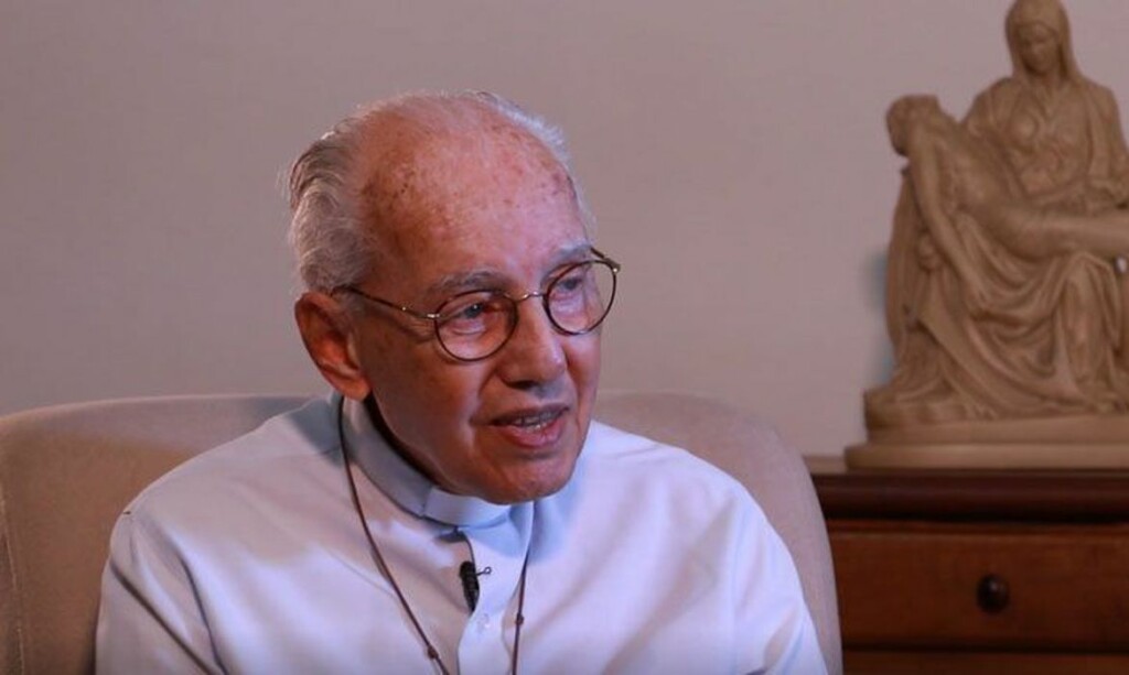 Monsenhor Jonas fundador da comunidade católica Canção Nova