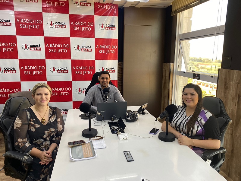 AO VIVO Sala de Debates recebe a Diretora de Habitação de Chapecó e a