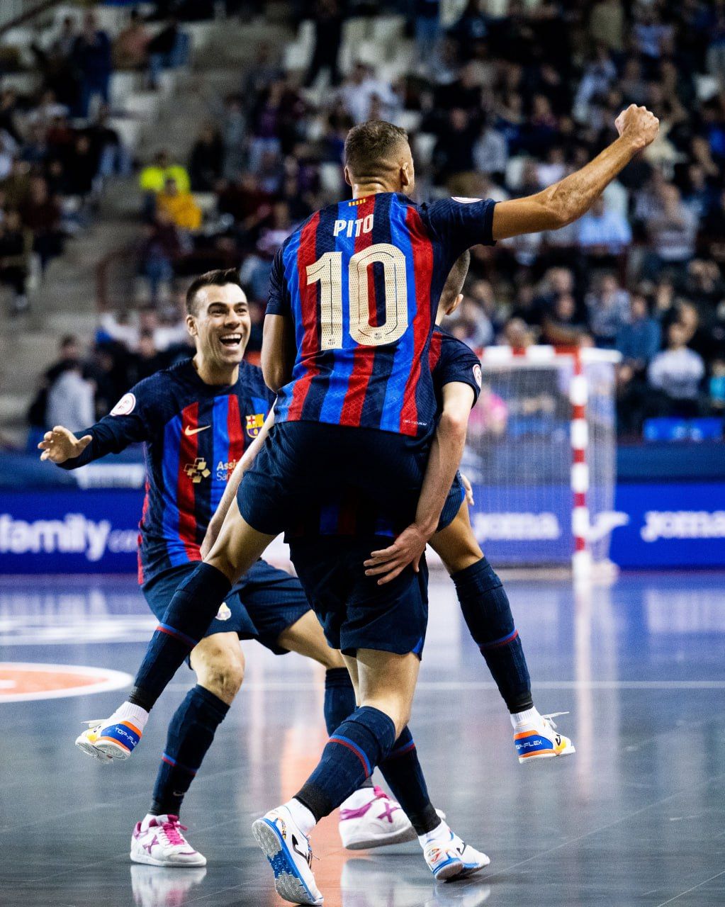 Jogador de futsal chapecoense é eleito o melhor do mundo - ClicRDC