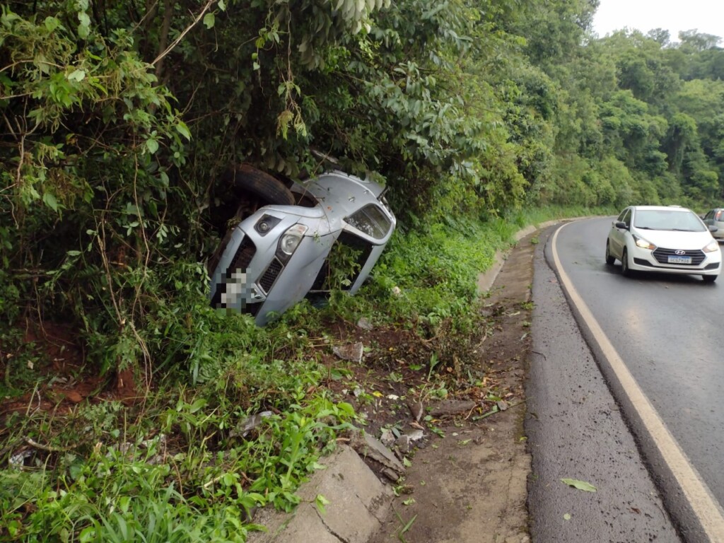 Dois acidentes são registrados no mesmo trecho de rodovia no Oeste de Santa Catarina