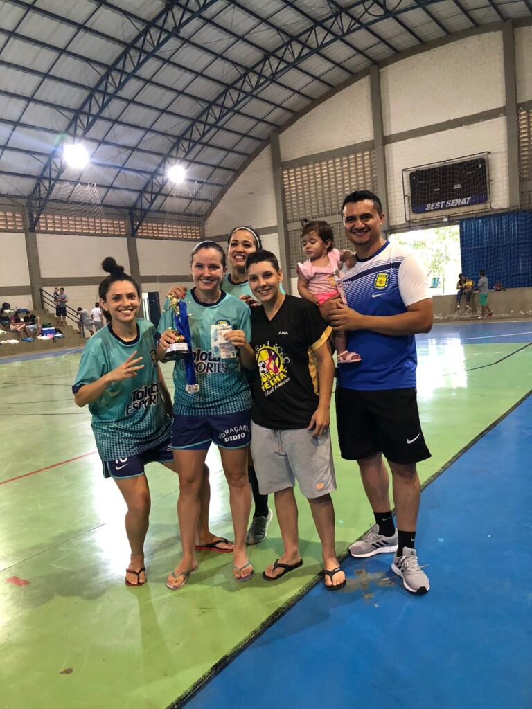 Torneio de futsal feminino reúne diversas equipes em Chapecó