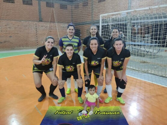 Torneio de futsal feminino reúne diversas equipes em Chapecó