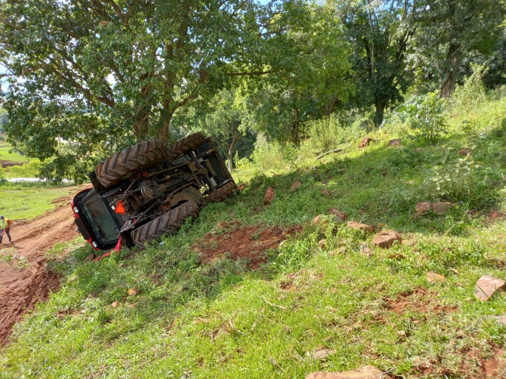 Homem fica ferido após acidente com trator no Oeste de Santa Catarina