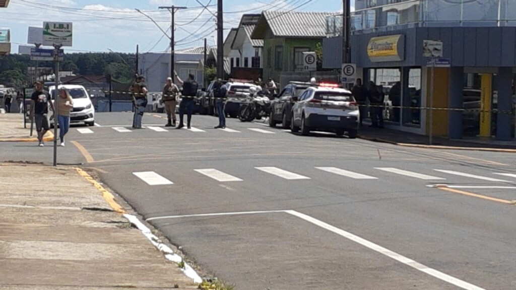 Tentativa de assalto em agência bancária mobiliza diversos policiais 