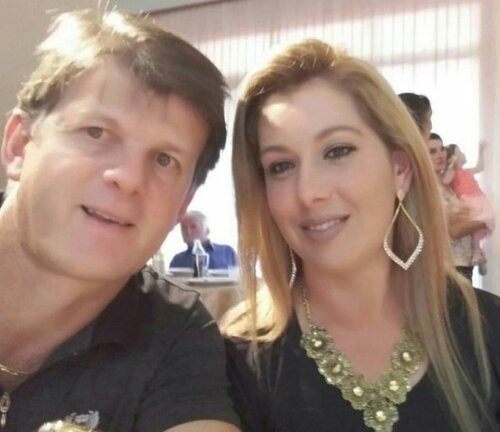 Valdemir Hoeckler e Claudia Fernandes Tavares Hoeckler