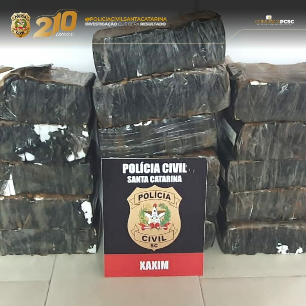 Operação policial prende quatro pessoas e apreende mais de 200kg de drogas