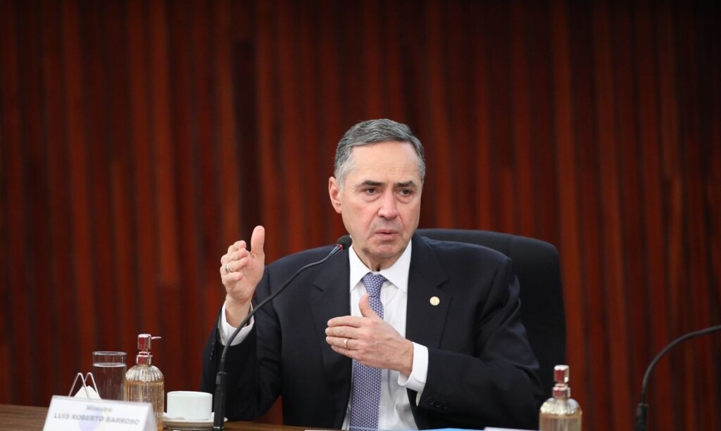 Ministro do STF é internado em UTI de Brasília após cirurgia intestinal
