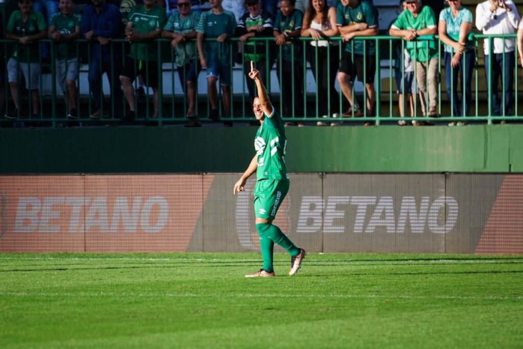 Felipe Ferreira reforça importância da presença do torcedor na Arena: “A força deles foi o que manteve a gente no ano passado”