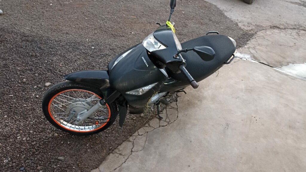 Condutor de carro foge após acidente com motocicleta no Oeste de Santa Catarina