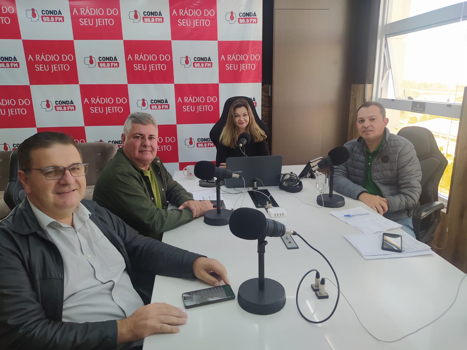 AO VIVO Sala de Debates recebe o Empreende & Emprega Chapecó ClicRDC
