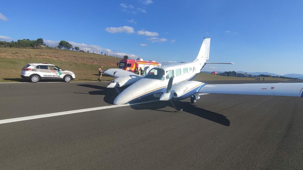 ATENÇÃO: Avião faz pouso de emergência no Oeste de Santa Catarina