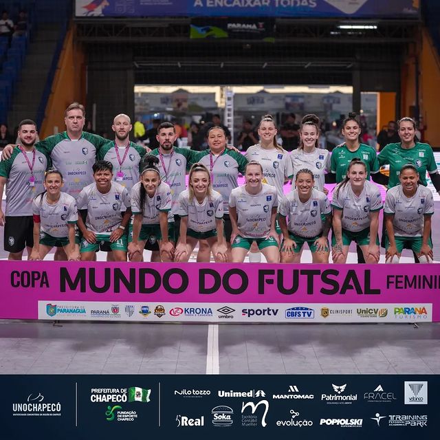 Female de Chapecó luta, mas perde a final da Copa Mundo do Futsal nos pênaltis 