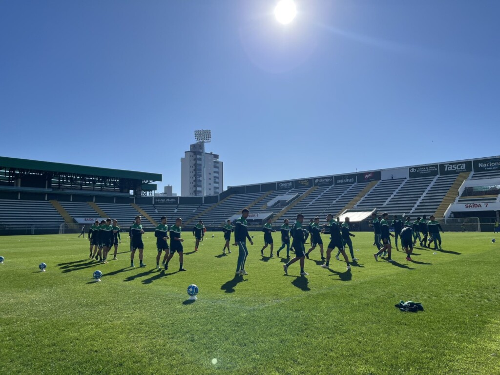 Para sair da zona de rebaixamento, Chapecoense recebe o Ituano na Arena Condá