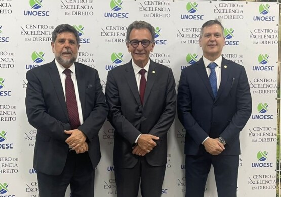 Chapecó recebe ministros do TST em seminário de direito do trabalho
