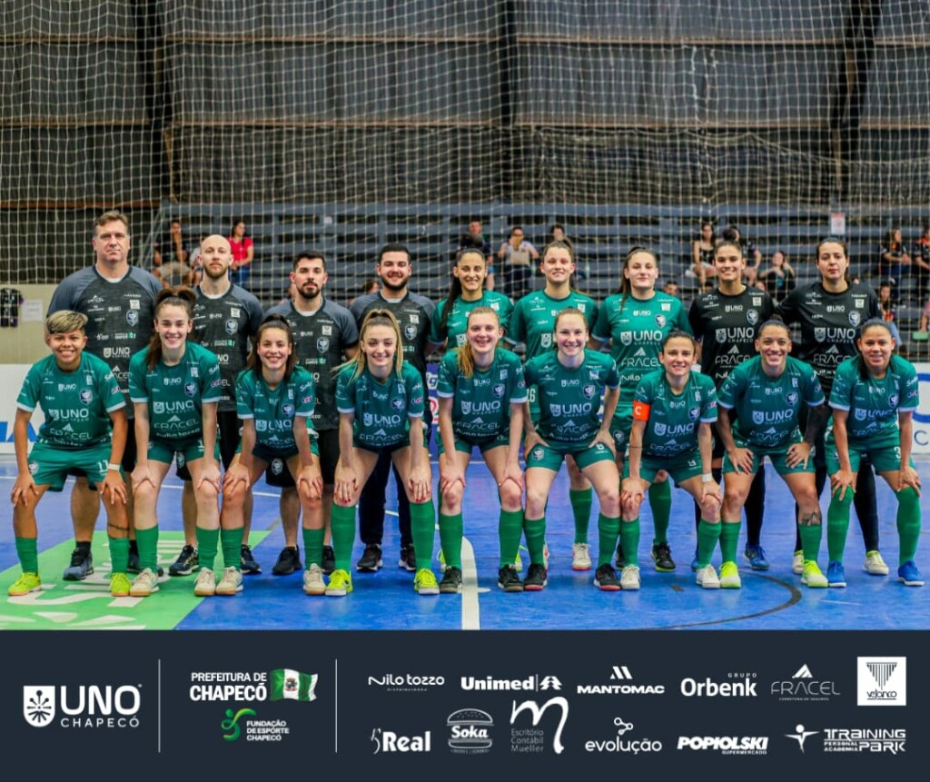 Jogo decisivo: Female joga clássico catarinense pelas quartas de final da Liga de Futsal