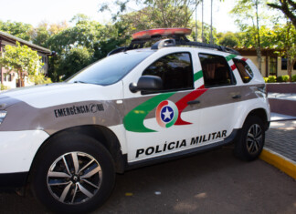Após acidente sem BO, homem denuncia extorsão e ameaças em Chapecó