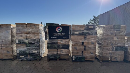 Operação conjunta apreende 96 mil maços de cigarros contrabandeados no Extremo-Oeste Catarinense