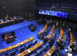 Por unanimidade, Senado aprova isentar IR para quem ganha até RS 5 mil