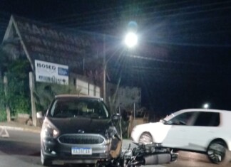 VÍDEO: Corpo de Bombeiros divulga detalhes da colisão entre carro e moto que deixou motociclista ferido em Chapecó