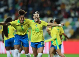 Brasil goleia Portugal por 5 a 0 em seu último jogo de 2025