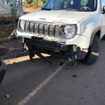 Colisão entre Honda Fit e Renegade causa danos materiais em Chapecó