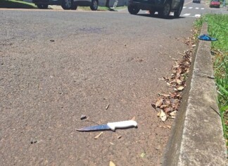 Homem tenta matar a enteada a facadas em via pública no Oeste de SC