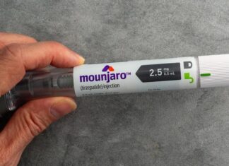 Anvisa alerta para riscos de canetas emagrecedoras manipuladas