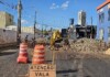 Rua é bloqueada em Chapecó para obras de macrodrenagem