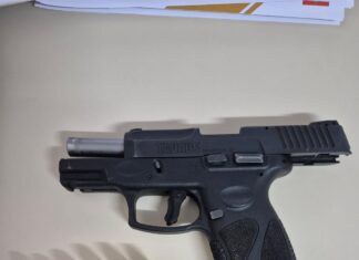 Homem que ostentava armas nas redes sociais é preso com pistola de uso restrito no Oeste de SC