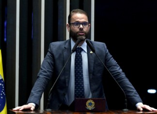 Marcado o julgamento que pode cassar o senador Jorge Seif no TSE