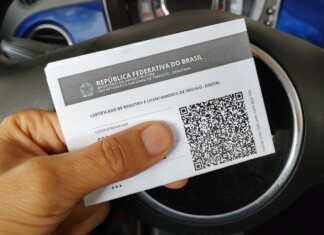 Governo de SC veta projeto que isentava taxa de licenciamento anual de veículos