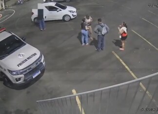 VÍDEO: Policiais militares salvam bebê engasgado