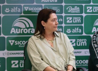 Vice-presidente jurídica renuncia ao cargo na Associação Chapecoense de Futebol