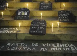 Pela vida das mulheres: atos do 8 de março ocupam ruas pelo Brasil