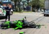 VÍDEO: Motociclista de 21 anos fica ferida após batida em cruzamento de Chapecó