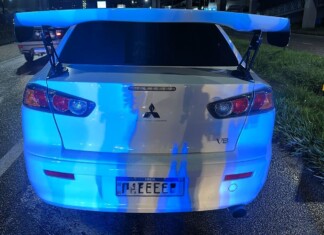 VÍDEO: PRF detém motoristas que disputavam racha sob chuva em rodovia de SC