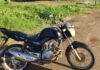 Polícia Civil recupera moto furtada de R$ 11 mil escondida em matagal