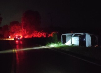 Motorista perde controle, capota e destrói veículo no Oeste de SC