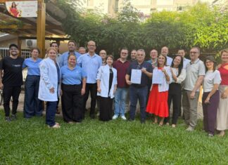 Prefeitura de Chapecó firma convênio de R$ 200 mil com Casa da Acolhida