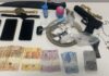 Operação resulta em prisão e apreensão de drogas e objetos em SC