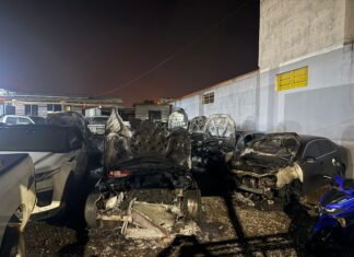 Revenda de carros é incendiada durante madrugada em Santa Catarina