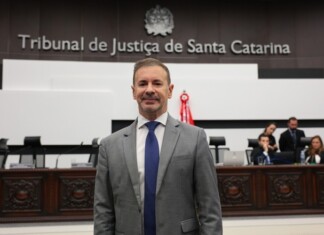 Juiz com passagem por Chapecó é eleito novo desembargador do TJSC