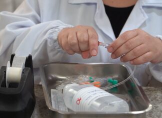 Saúde de SC reforça atenção aos sintomas do mieloma múltiplo