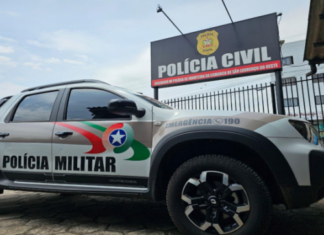 Homem com mandado de prisão é pego pela PM em Chapecó